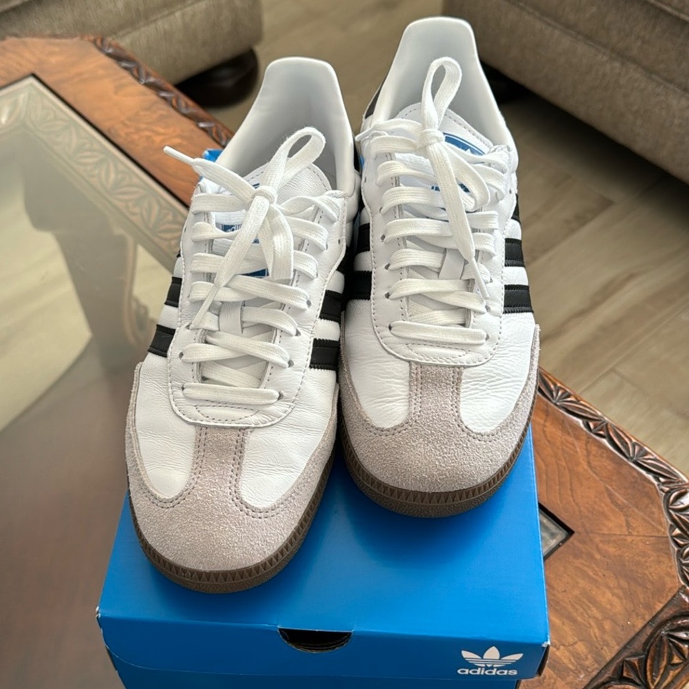 Women’s Adidas Sambas OG